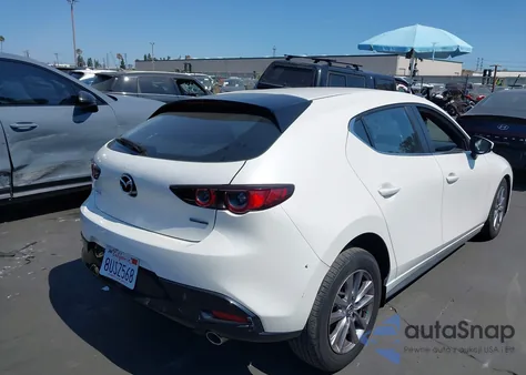 2021 Mazda Mazda3 2.5 S из США, поврежденный, VIN JM1BPAJL1M1307874